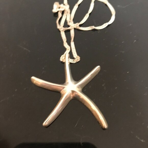 Starfish Pendant NWT Solid Sterling Silver 925 Chain Gift beach - Picture 3 of 9